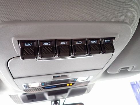 Used 2024 Ford F350 Lariat w/ FX4 Off-Road Package image 6