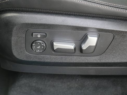 New 2026 BMW X5 sDrive40i w/ Parking Assistance Package RWD image 18
