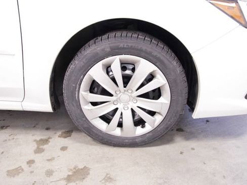 Used 2023 Subaru Impreza 2.0i image 11