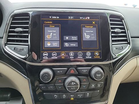 Used 2020 Jeep Grand Cherokee Limited image 23