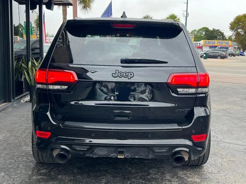 Used 2020 Jeep Grand Cherokee SRT image 8