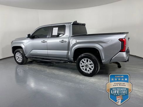 Certified 2024 Toyota Tacoma SR5 image 4