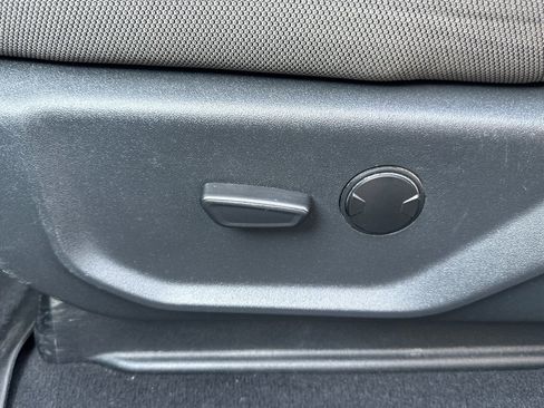 Used 2022 Ford F250 XLT w/ XLT Premium Package image 12