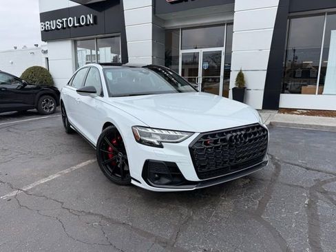 Used 2023 Audi S8 w/ S8 Executive Package image 5