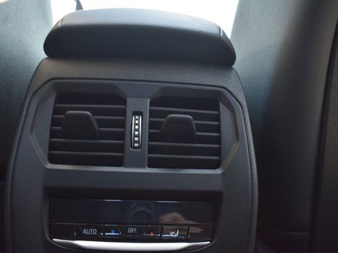 Used 2025 BMW i4 eDrive40 RWD image 30