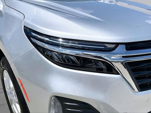 Used 2022 Chevrolet Equinox LT FWD image 26