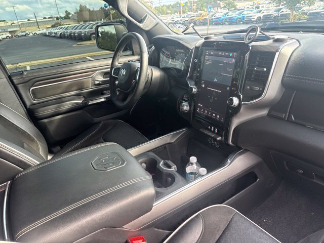 Used 2025 RAM 1500 Laramie w/ Sport Appearance Package AWD/4WD image 25