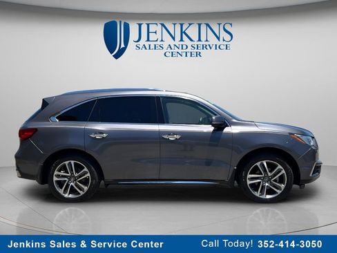 Used 2017 Acura MDX FWD w/ Advance Package image 2