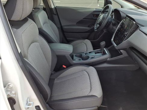 Used 2024 Subaru Crosstrek 2.0i Premium image 18