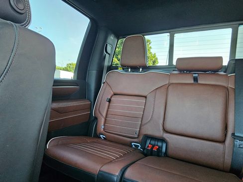 Used 2026 GMC Sierra 2500 Denali Ultimate AWD/4WD image 24