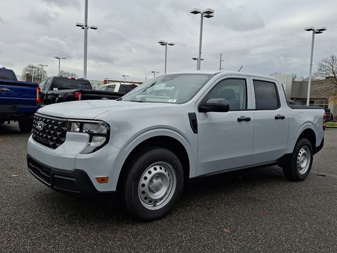 New 2025 Ford Maverick XL w/ 4K Tow Package image 3