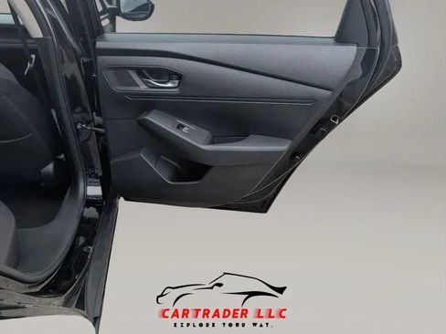 Used 2023 Honda Accord EX image 18