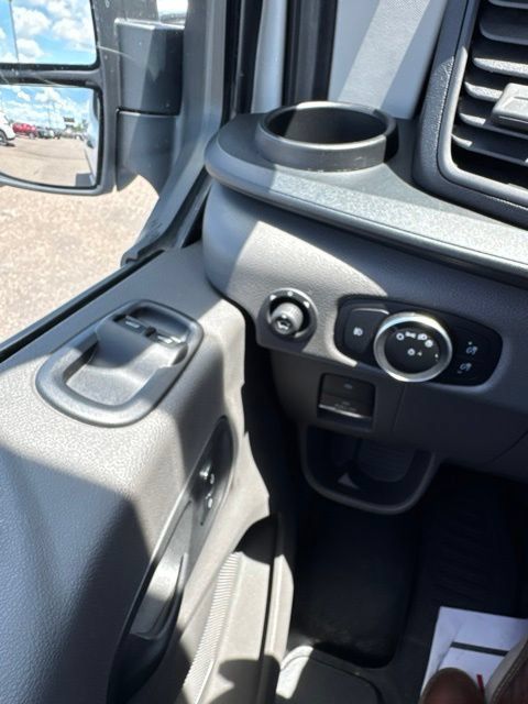 Used 2025 Ford Transit 250 Low Roof w/ Exterior Upgrade Package RWD image 36