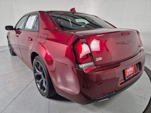 Used 2021 Chrysler 300 S RWD image 3