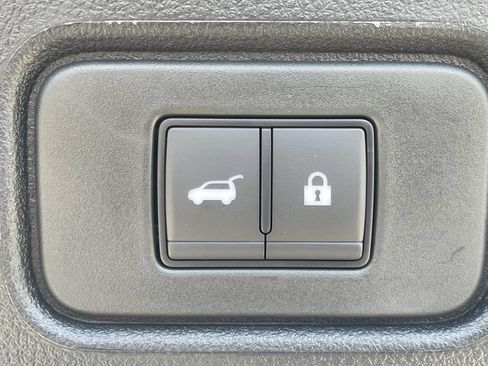 New 2026 Nissan Pathfinder SL FWD image 13