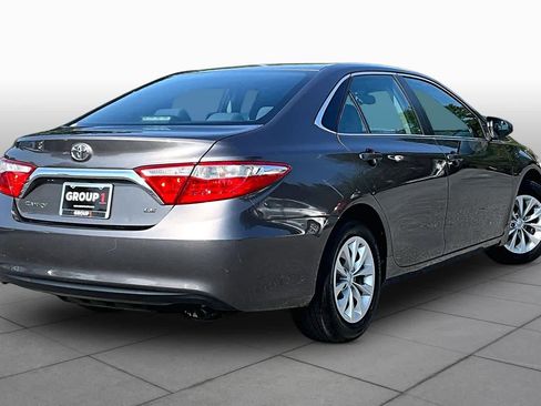 Used 2015 Toyota Camry LE FWD image 13