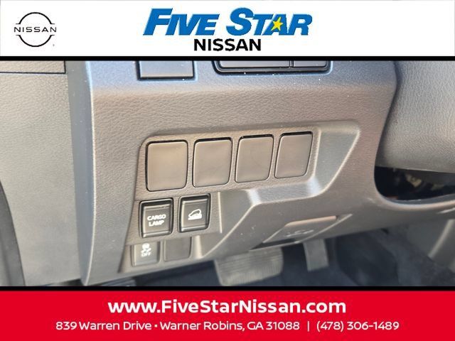 Used 2024 Nissan Frontier SV AWD/4WD image 28