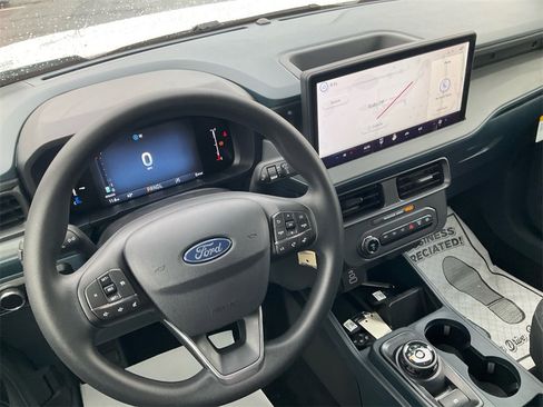 New 2026 Ford Maverick XL image 25