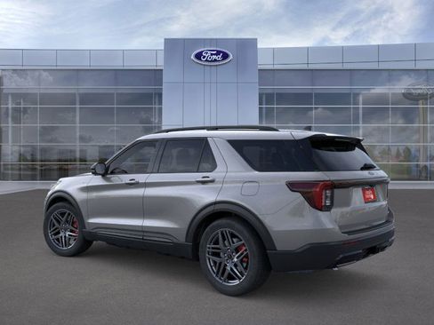 New 2026 Ford Explorer ST-Line w/ ST-Line Street Pack image 4