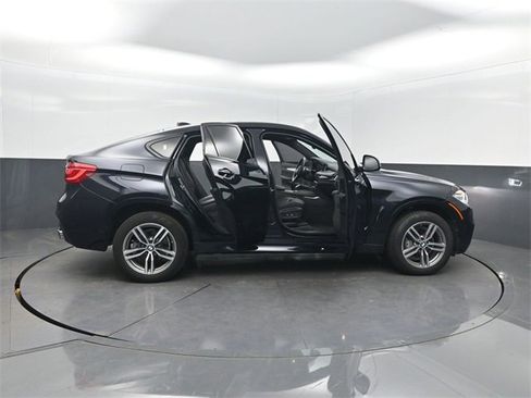Used 2019 BMW X6 sDrive35i w/ M Sport Package image 38