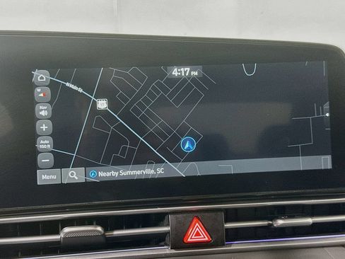 Used 2025 Hyundai Elantra SEL FWD image 28
