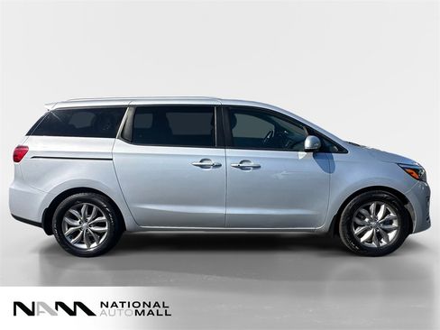 Used 2020 Kia Sedona EX image 6