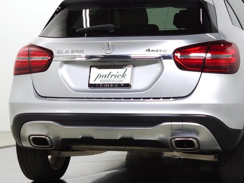 Used 2020 Mercedes-Benz GLA 250 4MATIC image 10