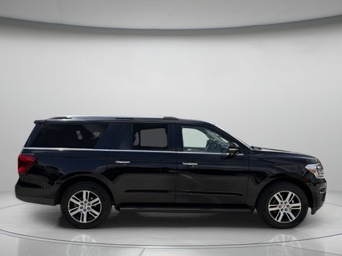 Certified 2024 Ford Expedition Max Limited RWD image 2