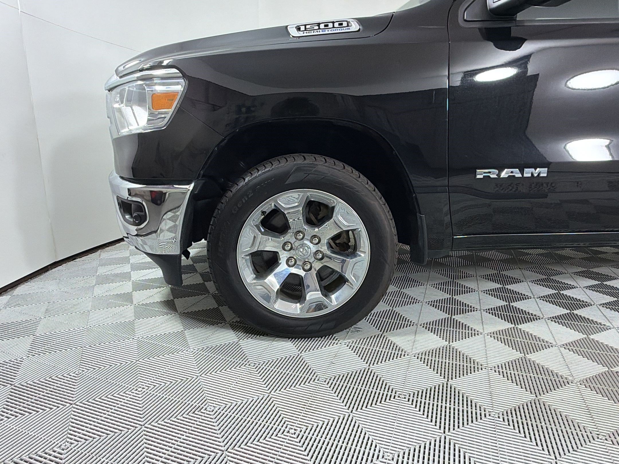 Used 2022 RAM 1500 Big Horn AWD/4WD image 12
