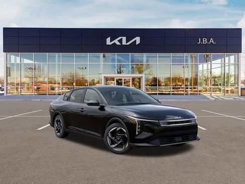 New 2026 Kia K4 EX image 8