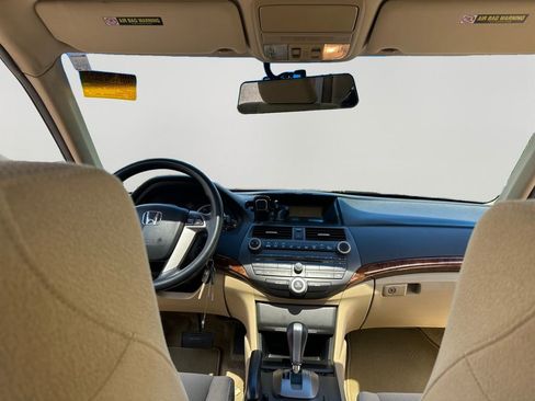 Used 2011 Honda Accord EX image 10