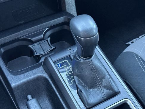 Certified 2023 Toyota Tacoma TRD Off-Road image 20