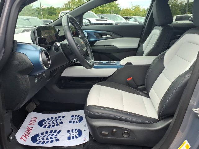 Used 2024 Chevrolet Equinox EV LT AWD/4WD image 18