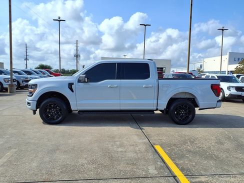 Used 2025 Ford F150 XLT w/ Equipment Group 302A MID RWD image 3