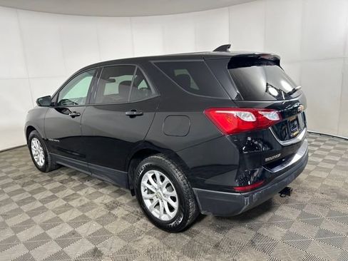 Used 2019 Chevrolet Equinox LS w/ LS Convenience Package image 12