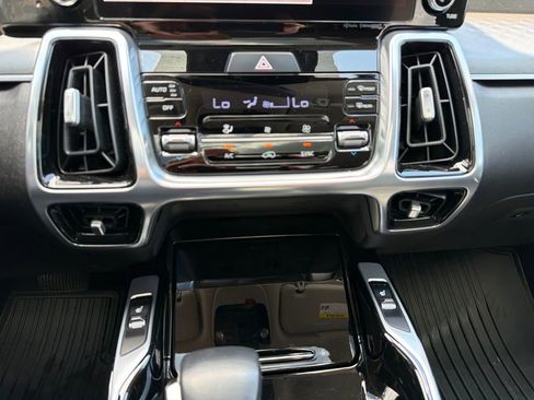 Used 2023 Kia Sorento SX FWD image 70