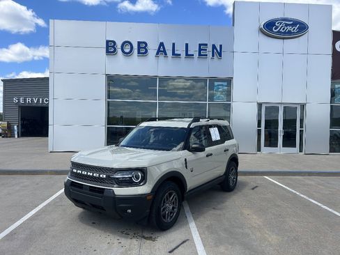 Used 2025 Ford Bronco Sport Big Bend w/ Convenience Package AWD/4WD image 1