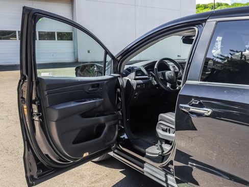 Used 2024 Honda Odyssey EX-L image 26