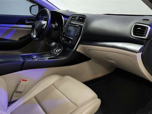 Used 2017 Nissan Maxima 3.5 SV image 21