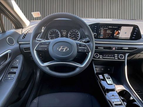 Used 2023 Hyundai Sonata SEL FWD image 6