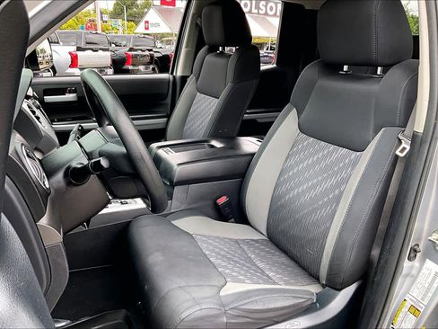Certified 2018 Toyota Tundra SR5 w/ TRD Off Road Package AWD/4WD image 7