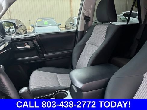 Used 2017 Toyota 4Runner SR5 AWD/4WD image 10