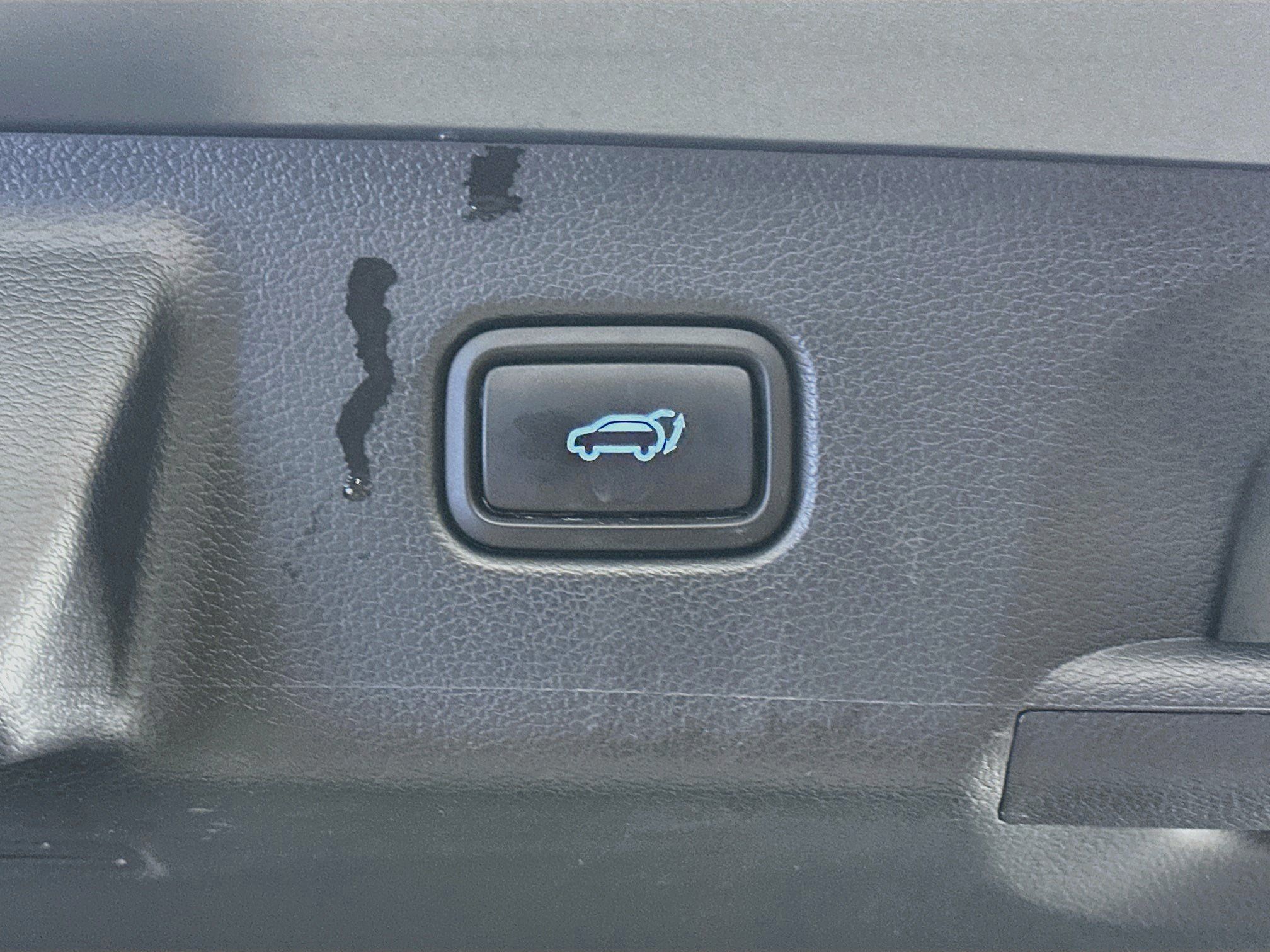 Used 2025 Hyundai Palisade SEL FWD image 31