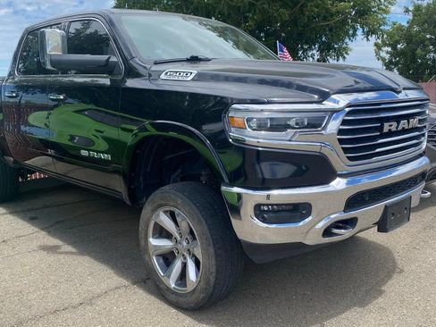 Used 2019 RAM 1500 Limited AWD/4WD image 3