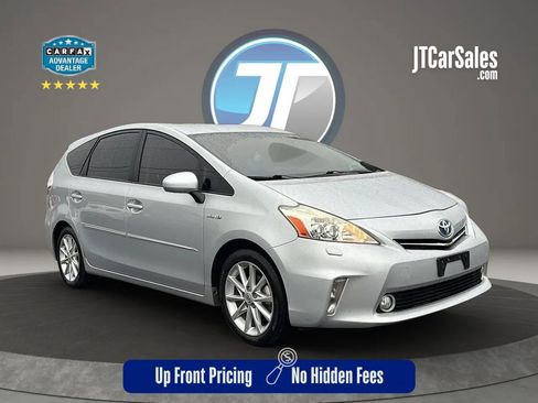 Used 2014 Toyota Prius V Five FWD image 1