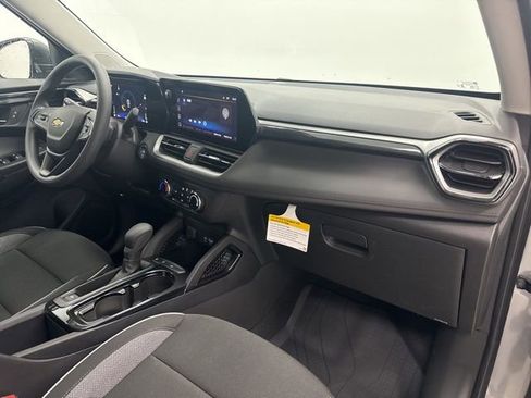 New 2026 Chevrolet TrailBlazer LS w/ LS Convenience Package FWD image 27