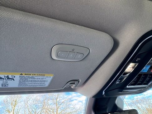 Used 2023 Jeep Wagoneer 4WD w/ Premium Group I image 13