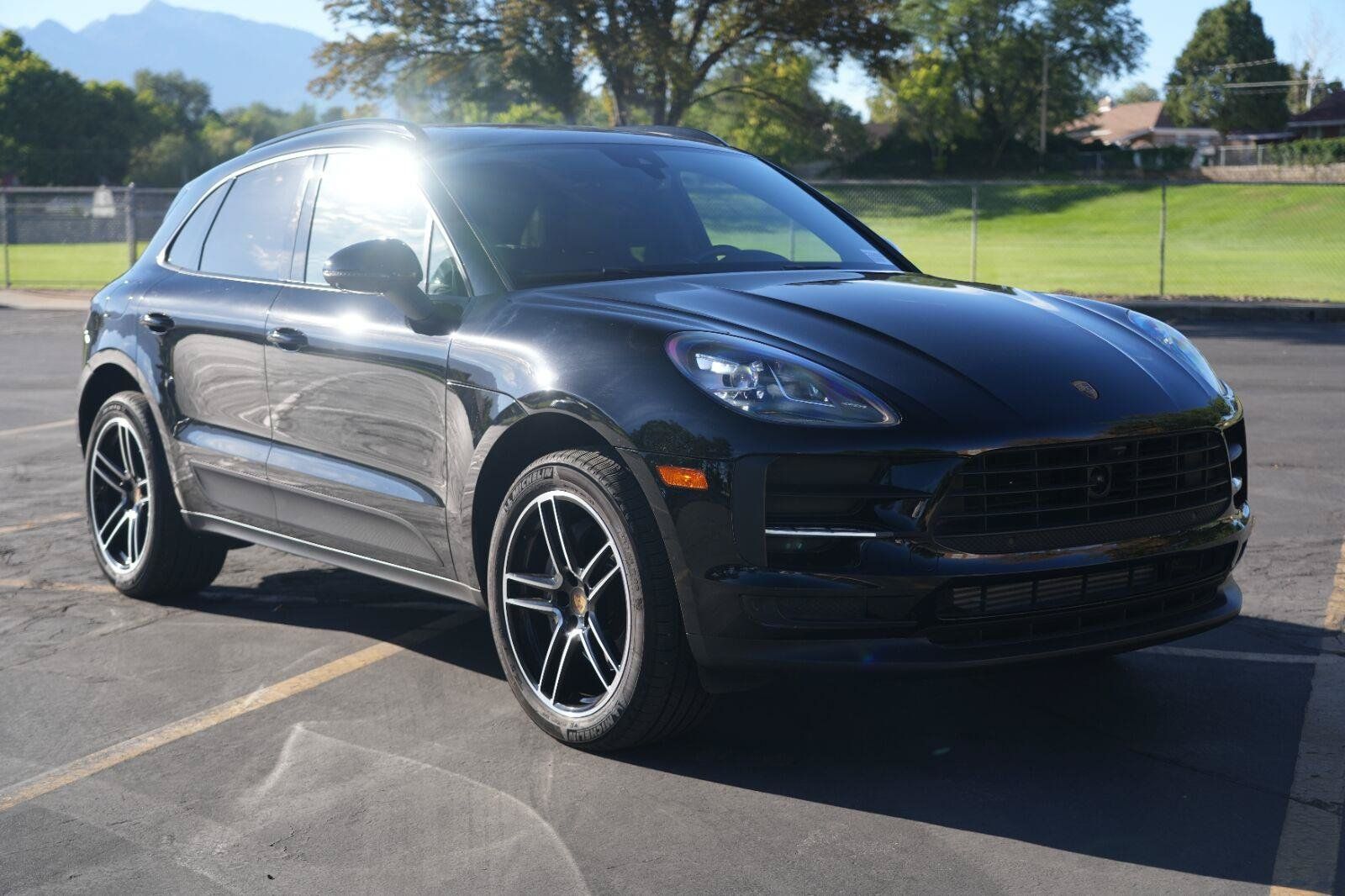 Used 2021 Porsche Macan AWD/4WD image 7