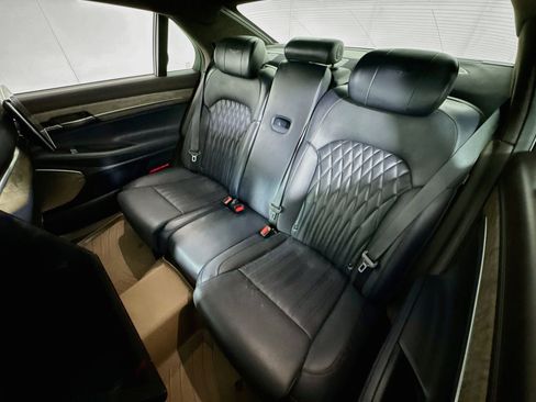Used 2021 Genesis G90 5.0 Ultimate AWD/4WD image 25