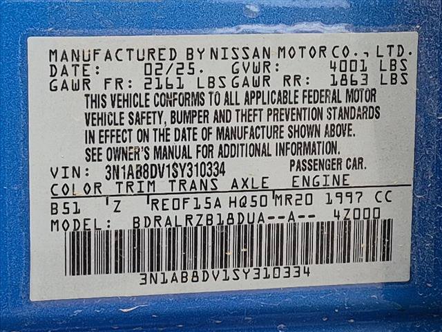 Used 2025 Nissan Sentra SR FWD image 13